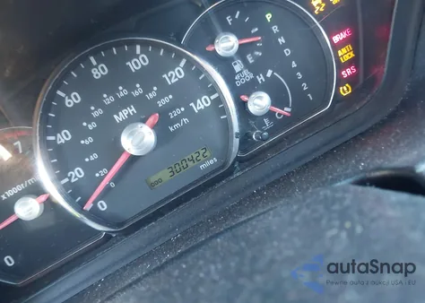 2011 Mitsubishi Galant Fe z USA, uszkodzony, nr VIN 4A32B2FFXBE008832